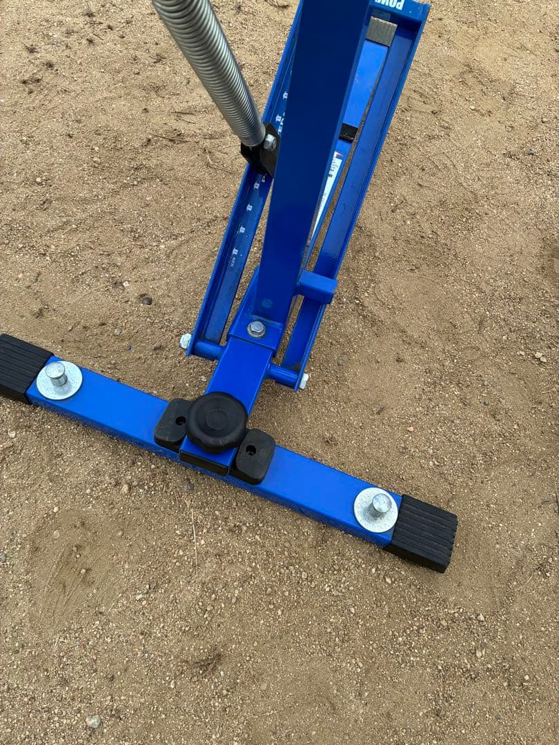 ルイスビルスラッガー　ピッチングマシン　ブルーフレーム Blue Flame