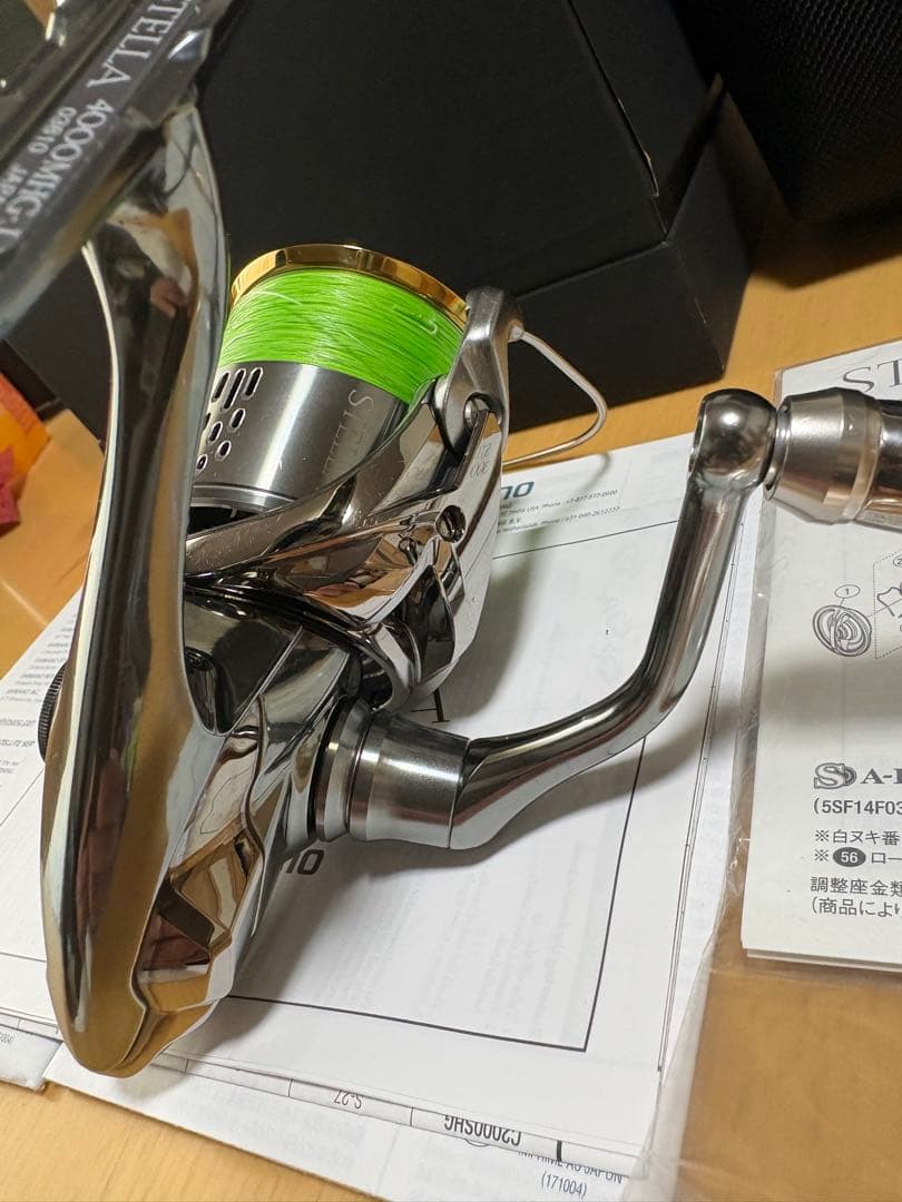 SHIMANO 18 STELLA 4000MHG スピニングリール