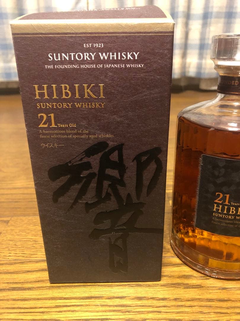 サントリー ウイスキー 響21年 700ml