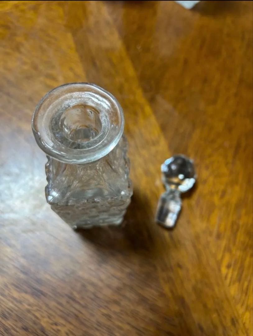 英国アンティーク　ガラス製調味料入れ