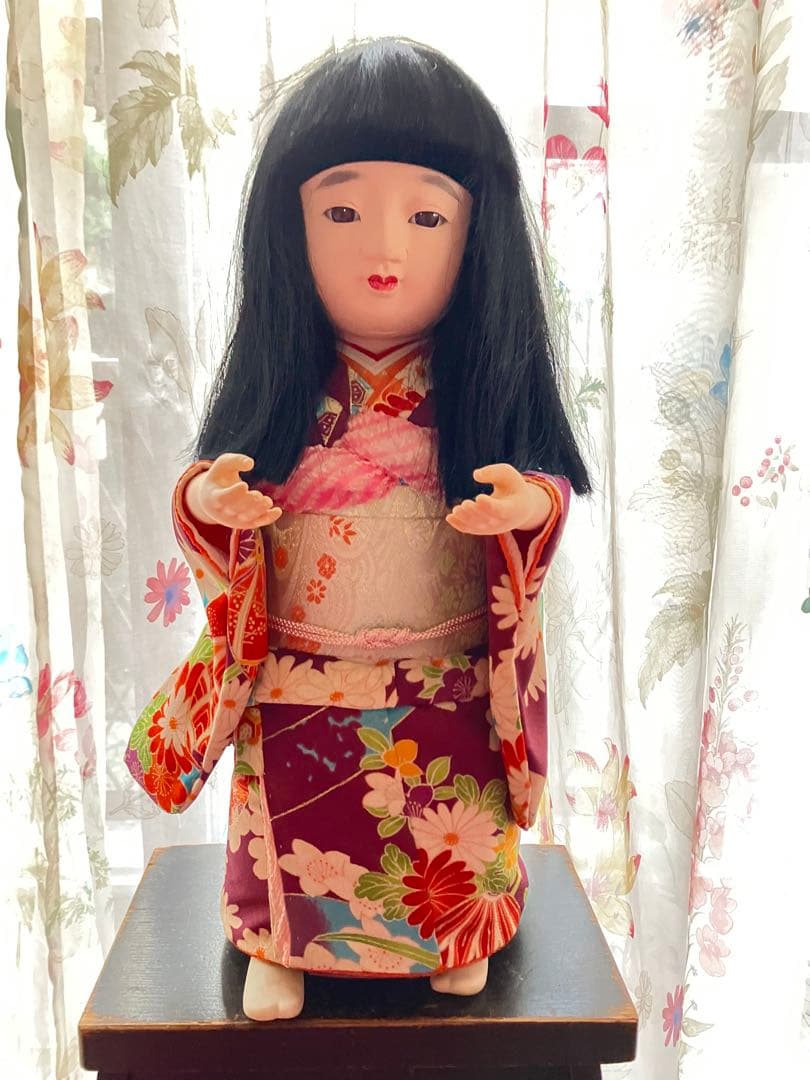 からくり茶運び人形　ゼンマイ仕掛け　少女人形