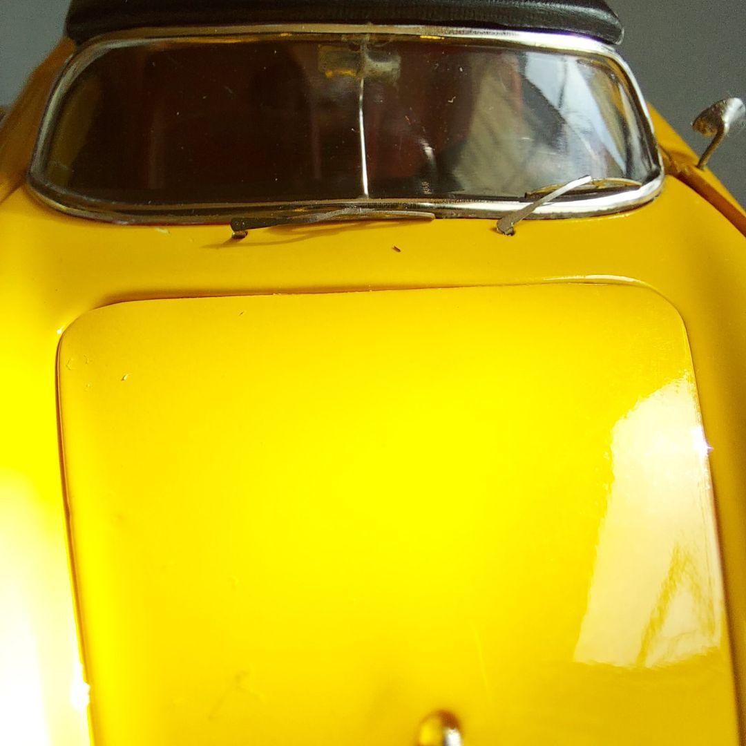 ポルシェ 356 イエロー オープンカー