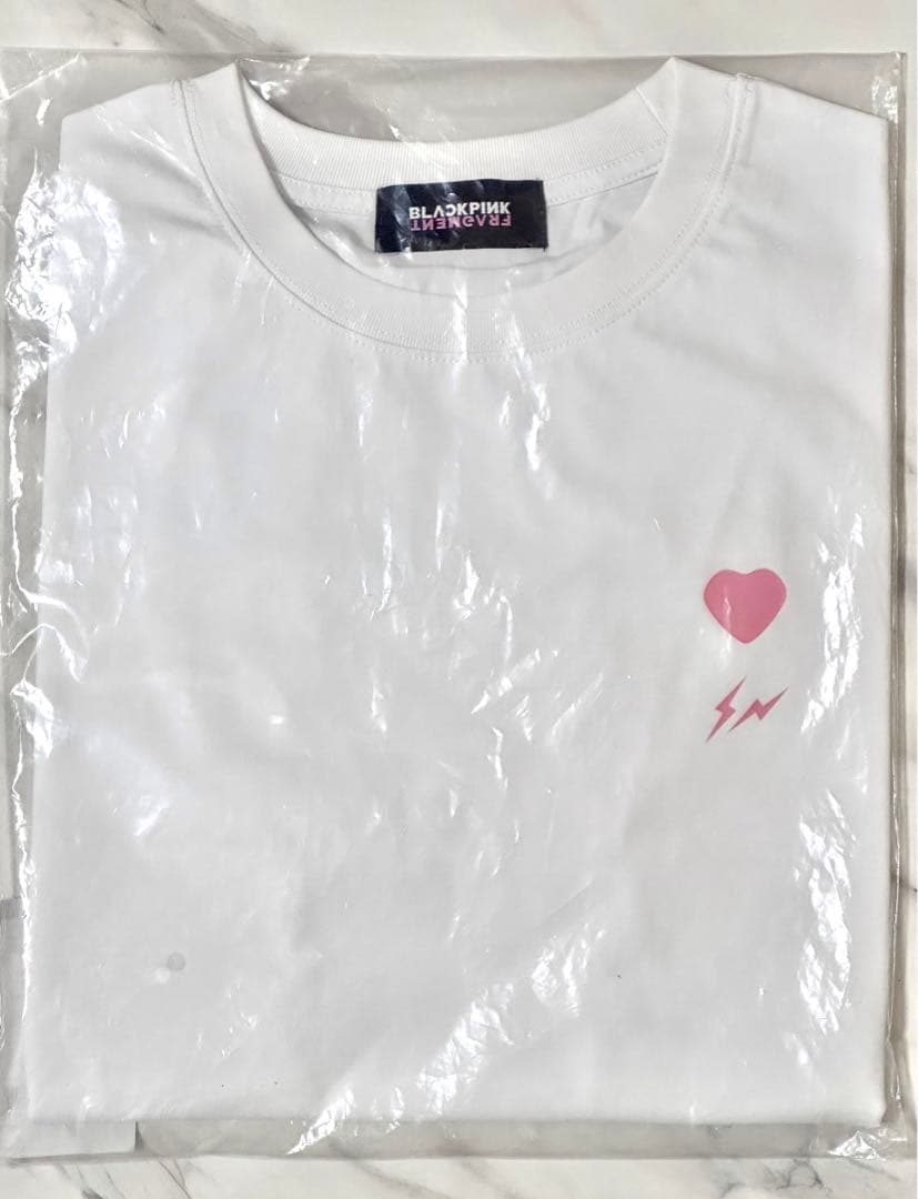 “BLACK PINK × FRAGMENT”TシャツBLACKFRGMT(S)