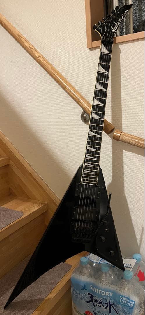 Jackson stars RR-J2E randy V EMG搭載