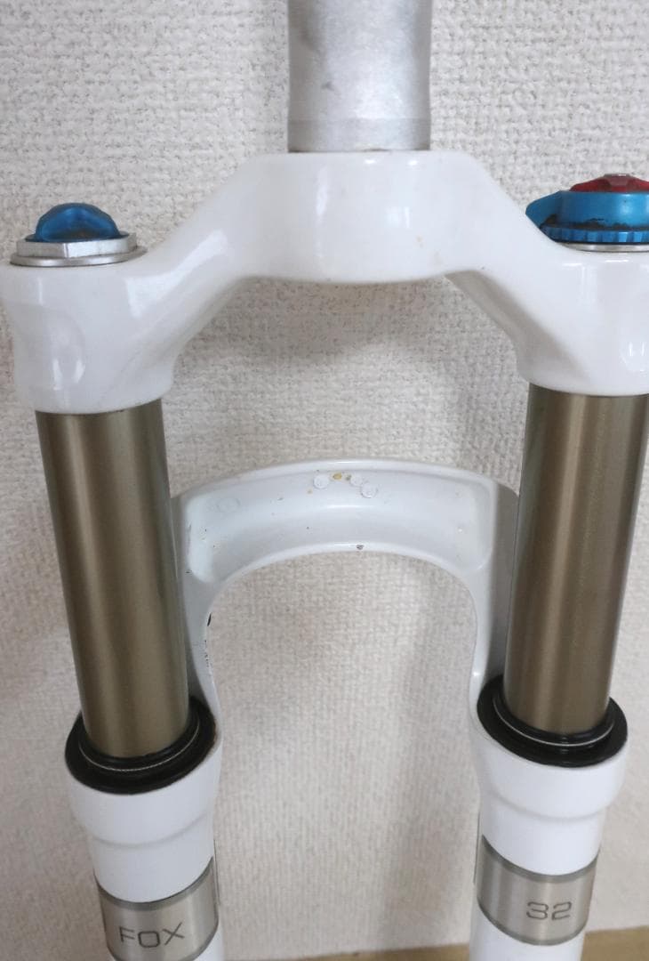【オイル滲み多い】FOX 32F100 RLC DISC15QR【26インチ用】