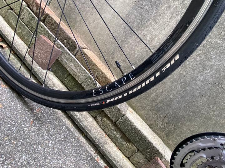 クロスバイク　ジャイアント　エスケープ　取りに来てくださる方