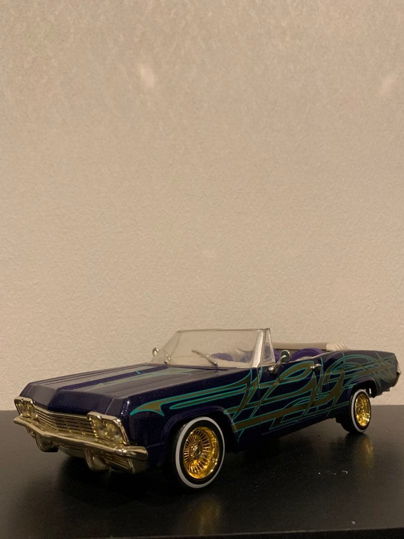 稀少1/18 65インパラ　ローライダー