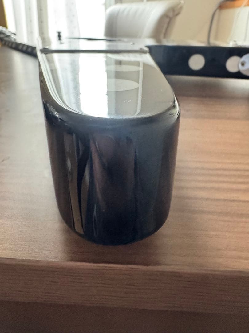 「RRV」（ランディ・ローズV）ポルカドット ギター