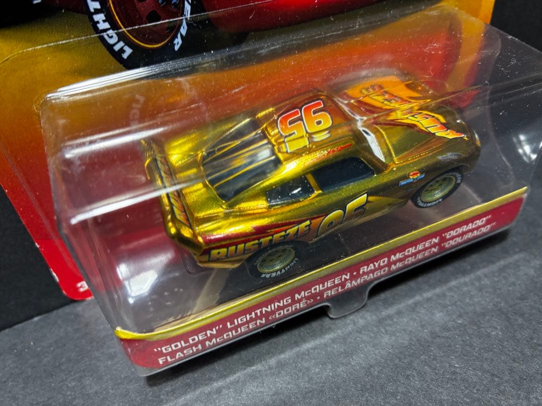 マックイーン　マックィーン　ゴールデン　golden カーズ ミニカー