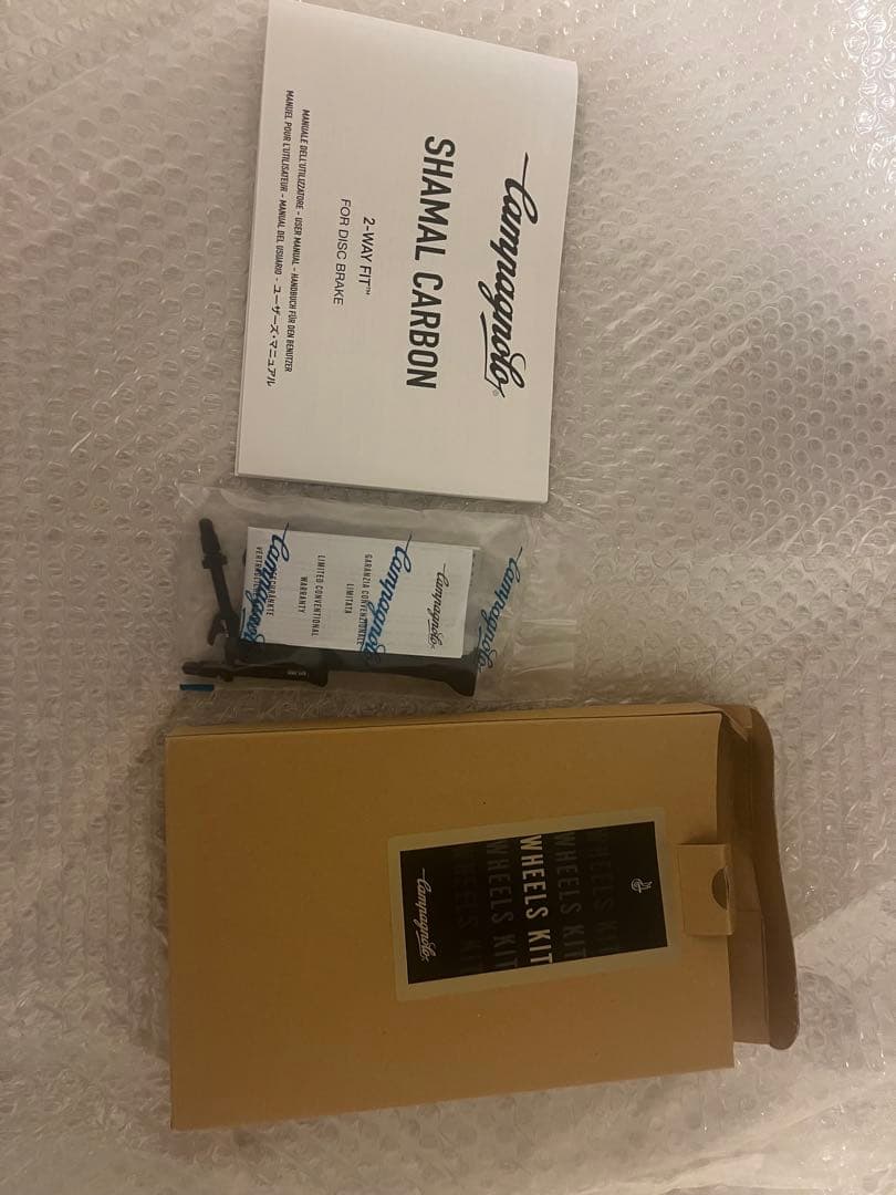 新品未使用　カンパニョーロ　シャマル　カーボン　DB シマノフリー　送料込み