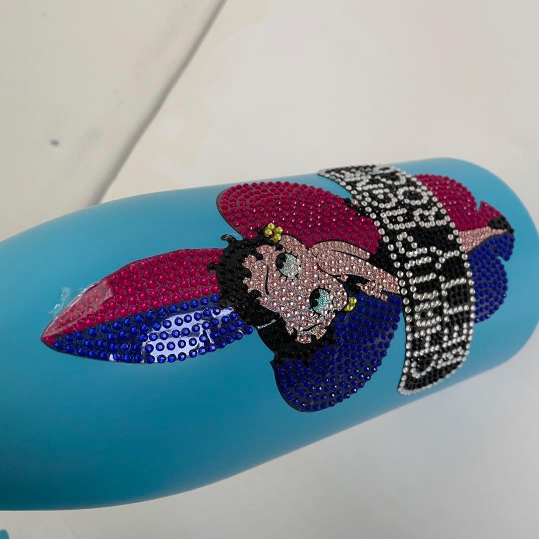 高級シャンパン 限定 未開栓 ベティーロック　ブルー　BOX付 750ml