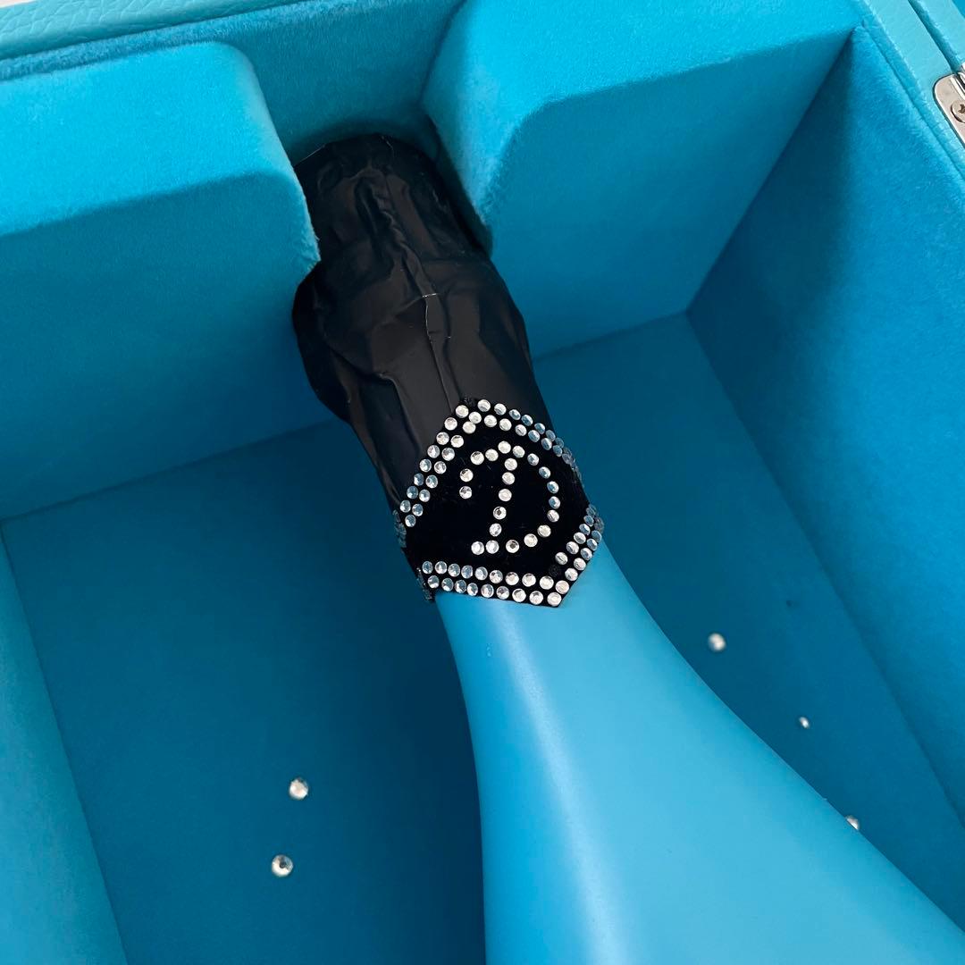 高級シャンパン 限定 未開栓 ベティーロック　ブルー　BOX付 750ml