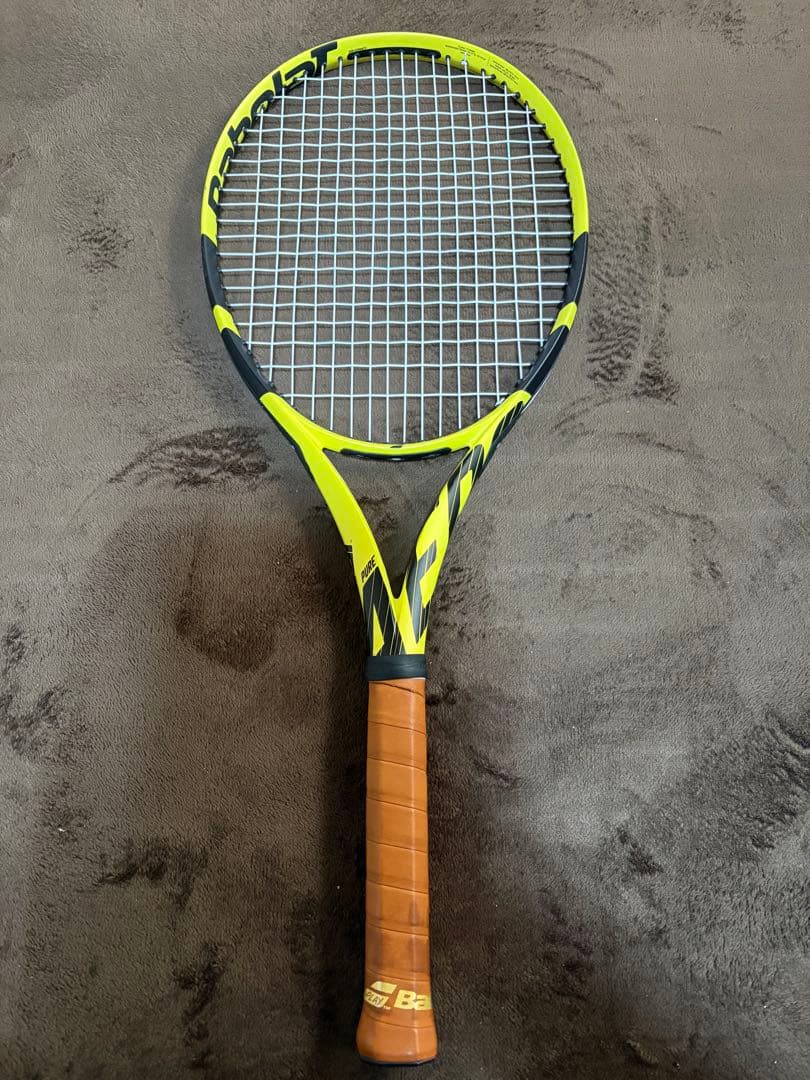 Babolat ピュアアエロ 2019 G2