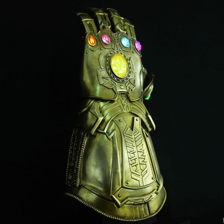 【値下げ】ホットトイズライフサイズ1/1スケール インフィニティ・ガントレット