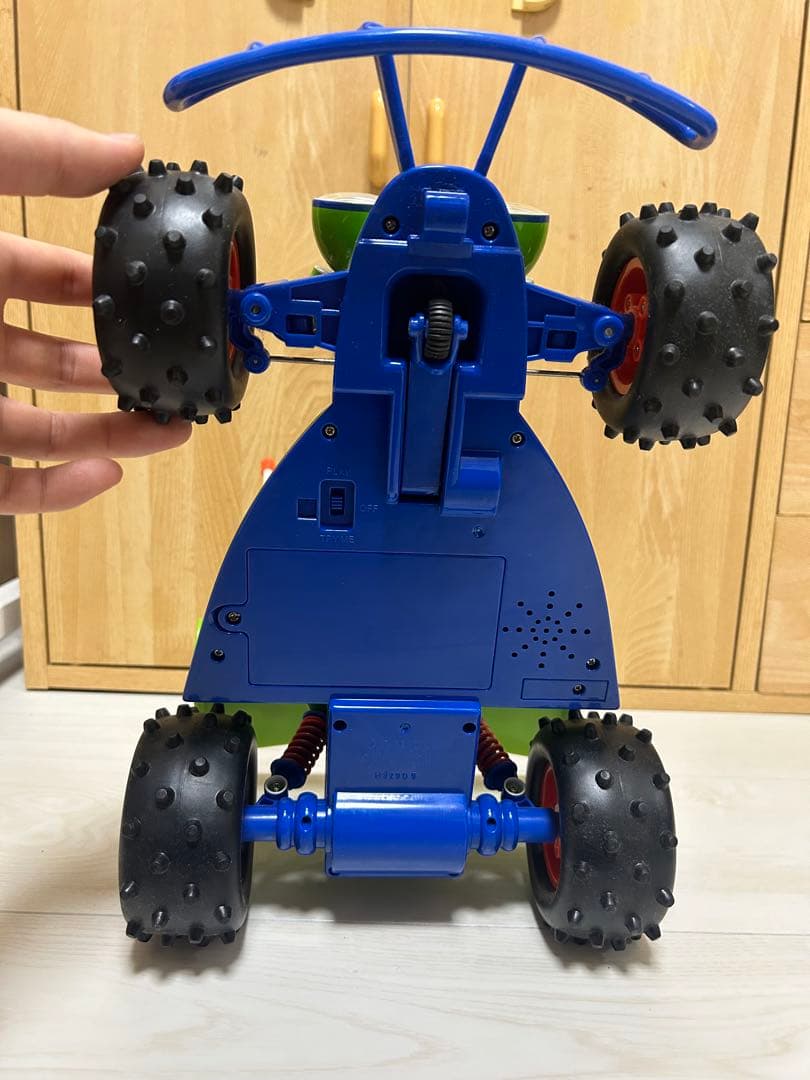 トイストーリーコレクションRC ラジコンカー (水しぶき模様)取扱説明