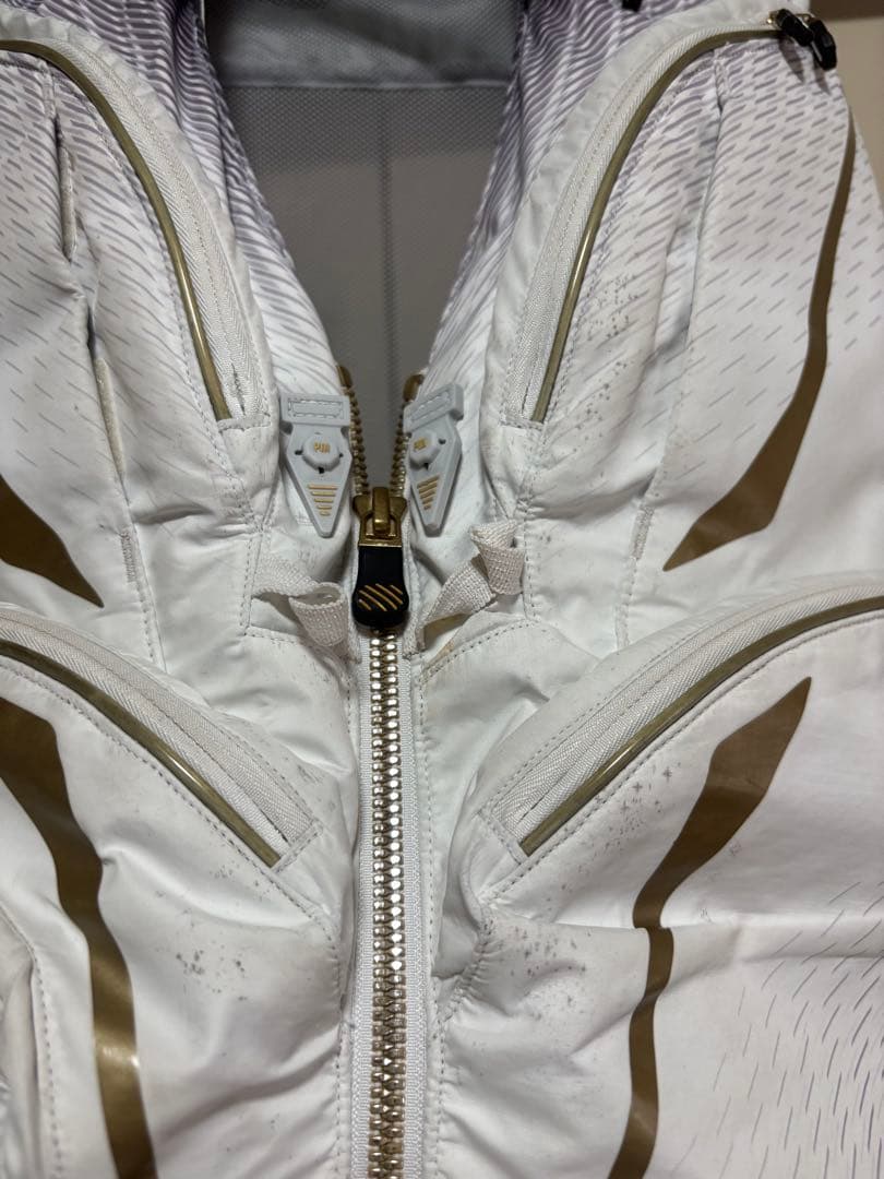 シマノ　LIMITED PRO フィッシングベスト ホワイト/ブラック/ゴールド