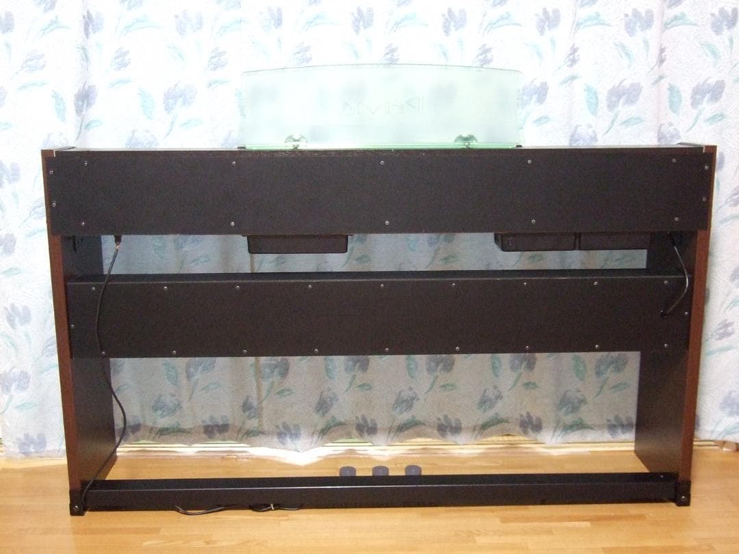 電子ピアノ CASIO Privia PX-700 88鍵盤 送料込み