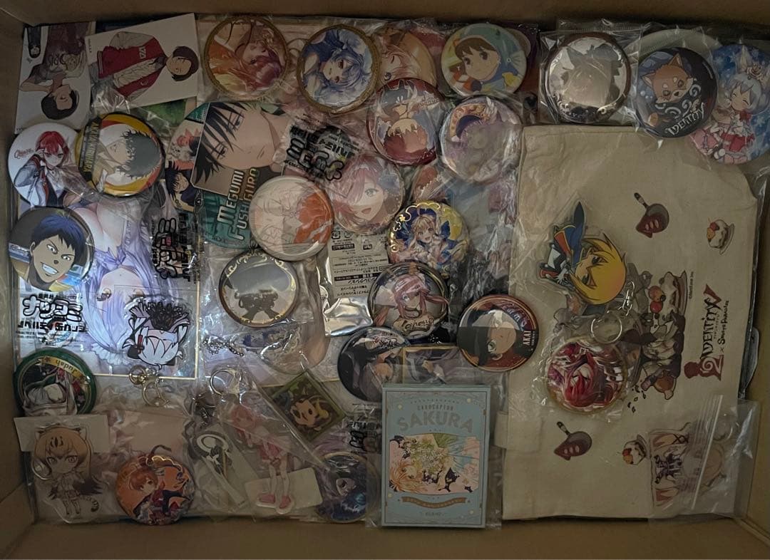 アニメグッズ　キャラクターグッズ　1200個以上　まとめ売り