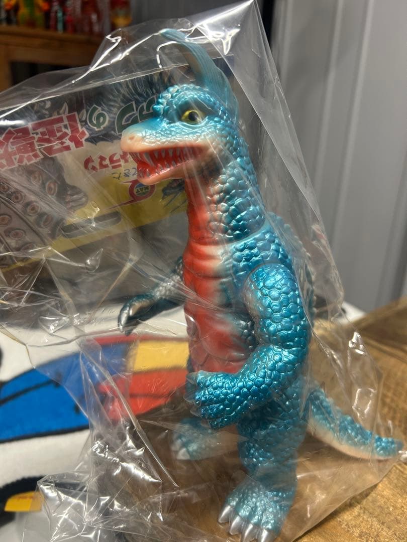 【新品未開封】ブルマァク　アーストロン　Gカラー　フィギュア　怪獣シリーズ