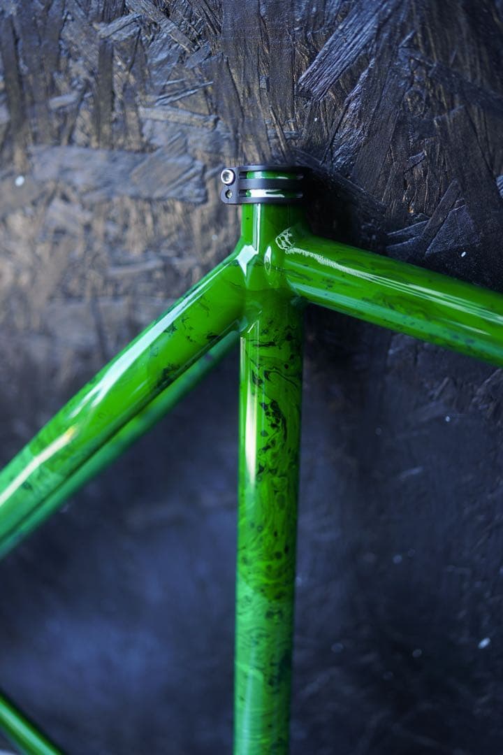 TYRANT BIKE BIESTIE ペイントbrotures フレームセット