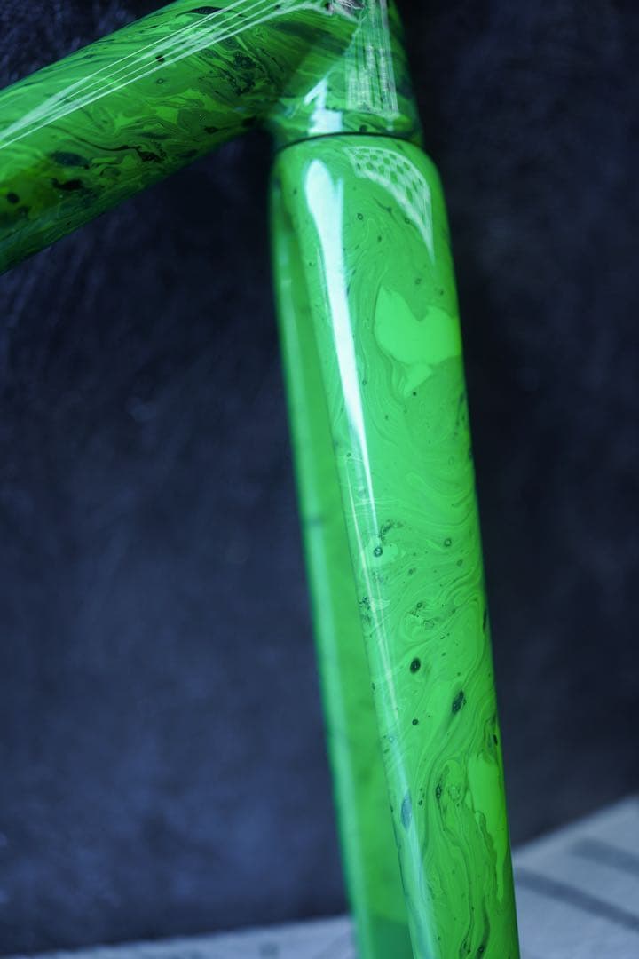 TYRANT BIKE BIESTIE ペイントbrotures フレームセット