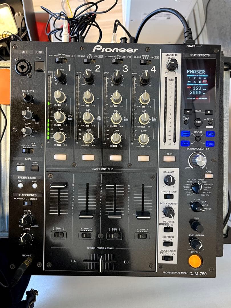 Pioneer DJM-750 DJミキサー