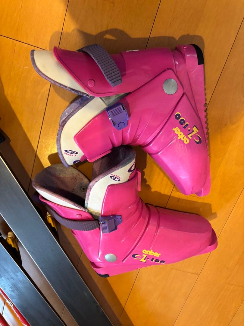 SWALLOWのスキーセット