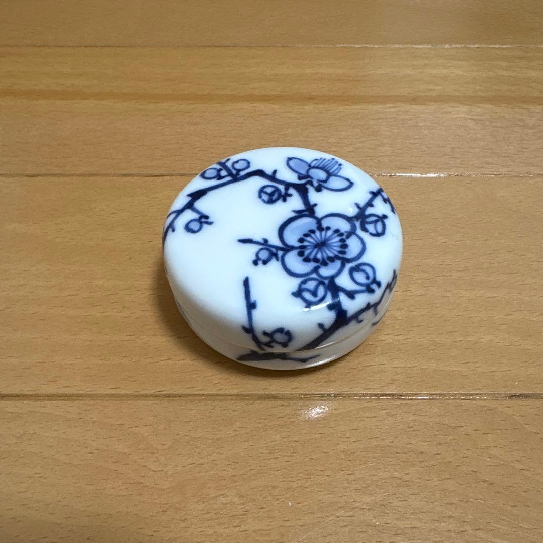 宮内庁御用達 辻精磁社 第十四代 辻 常陸 染付 香合