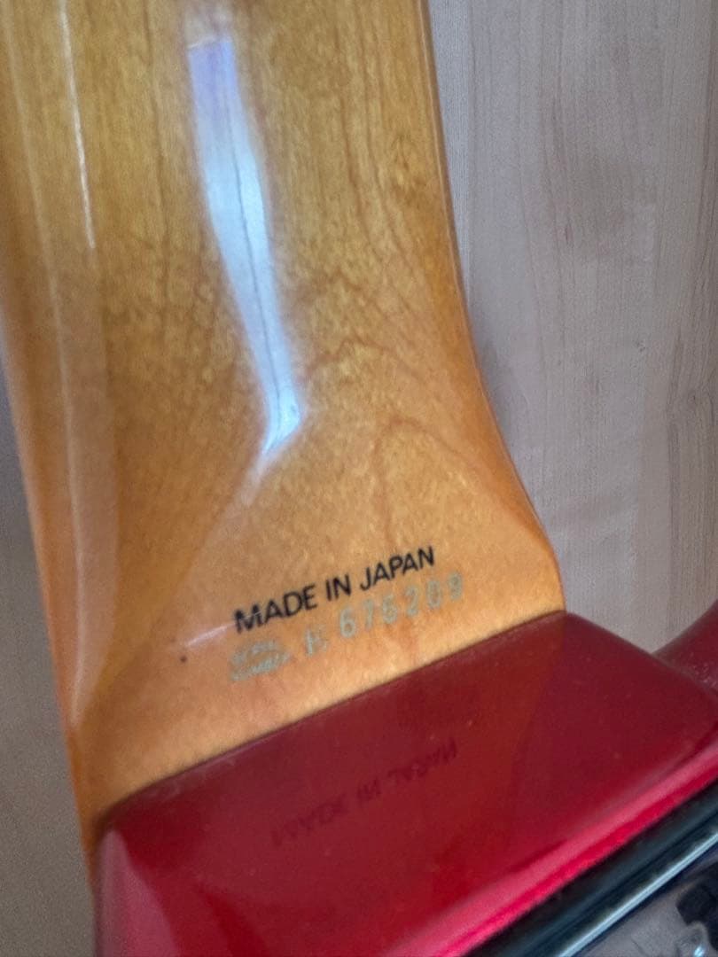 Fender Japan ストラトキャスター Eシリアル