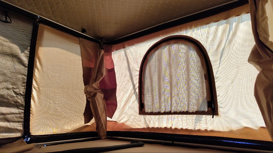 ルーフテント　条件あり　素人です。