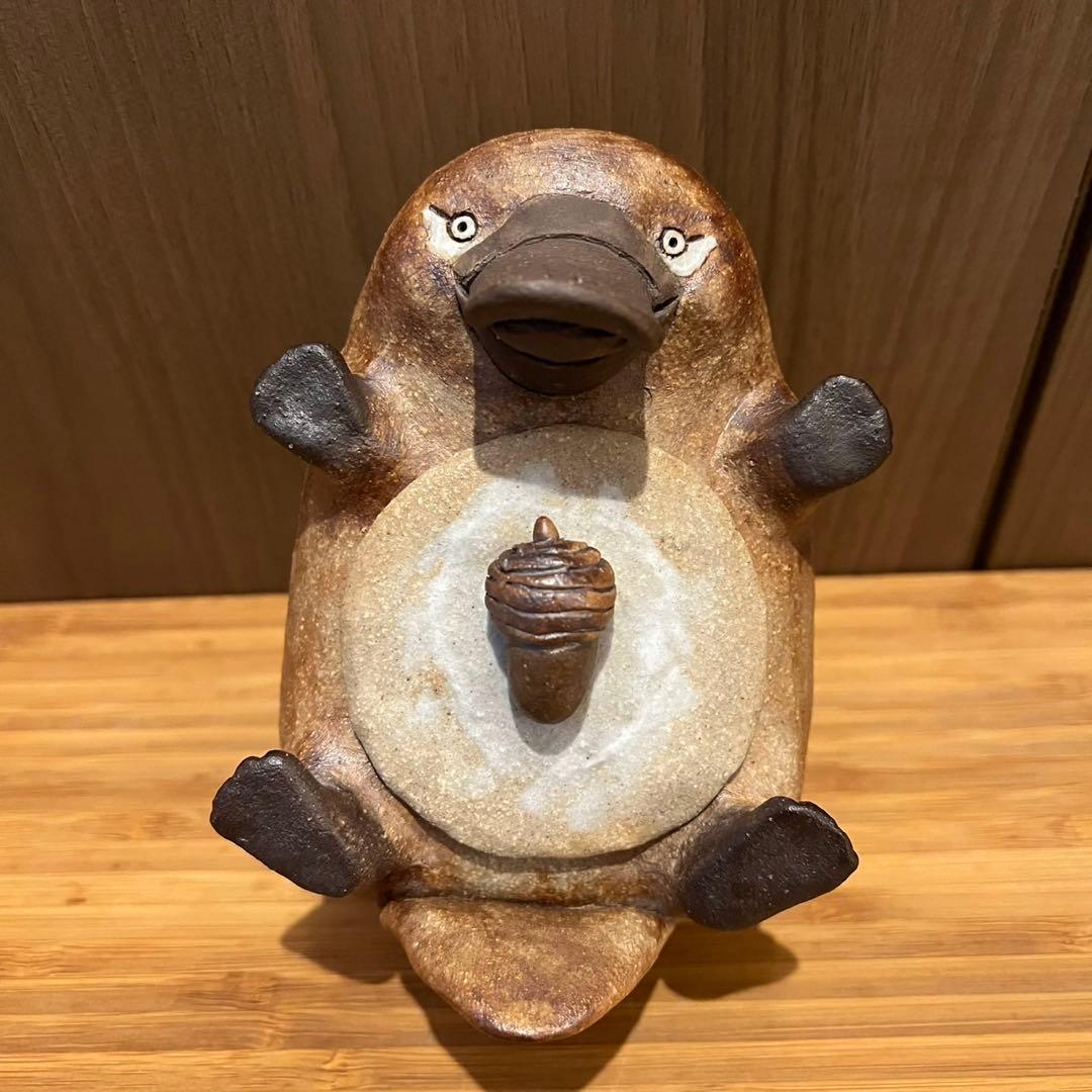 かとうゆみ　カモノハシの陶器 小物入れ 蓋付き　サイン入り