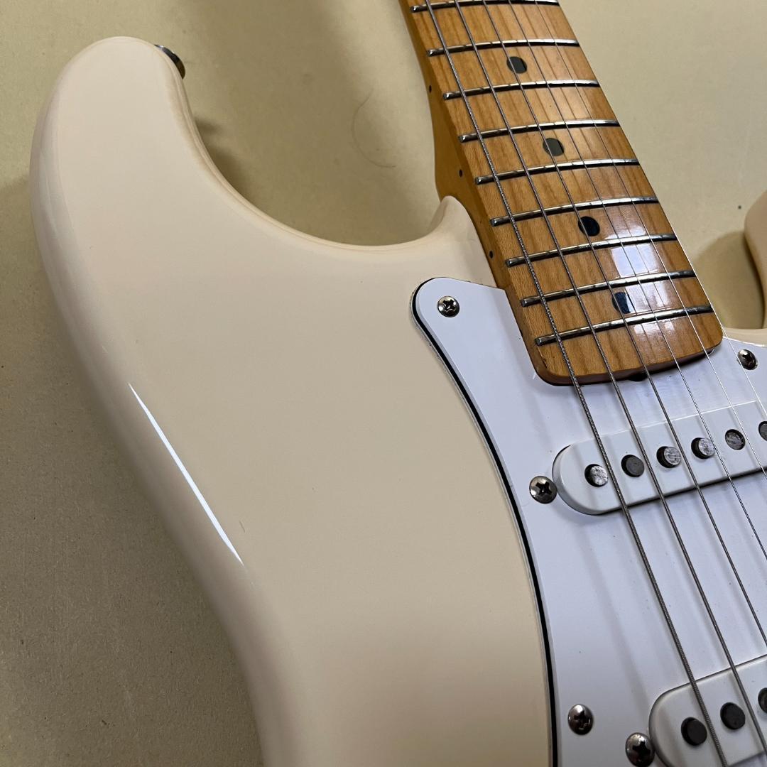 ギター Fender Japan ST68-85TX Stratocaster VWT