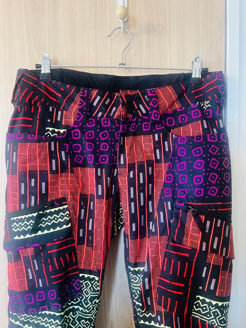 匿名配送BURTONバートン　 DRYRIDE スノーボードウェア パンツ　M