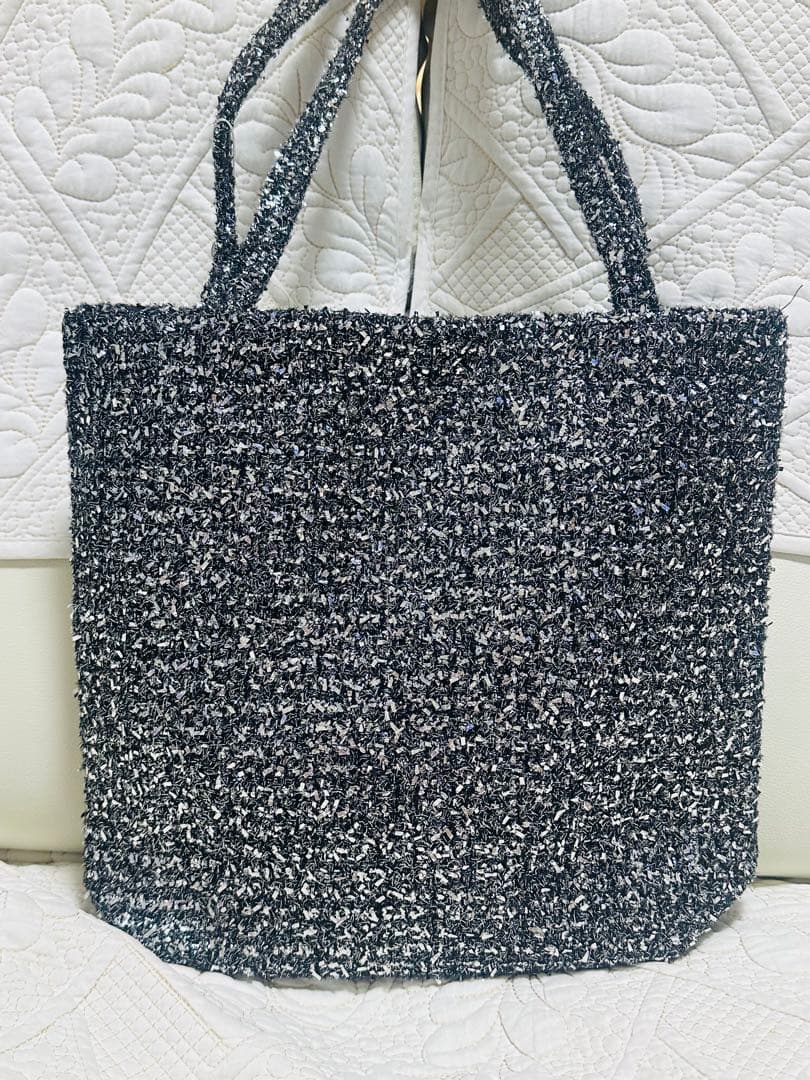 CHANELノベルティ☆スパンコールトートバッグ新品未使用シルバーダーク黒グレー