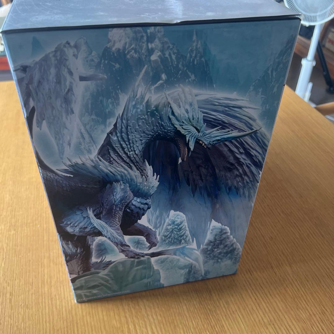 モンスターハンター:アイスボーン イヴェルカーナ フィギュア