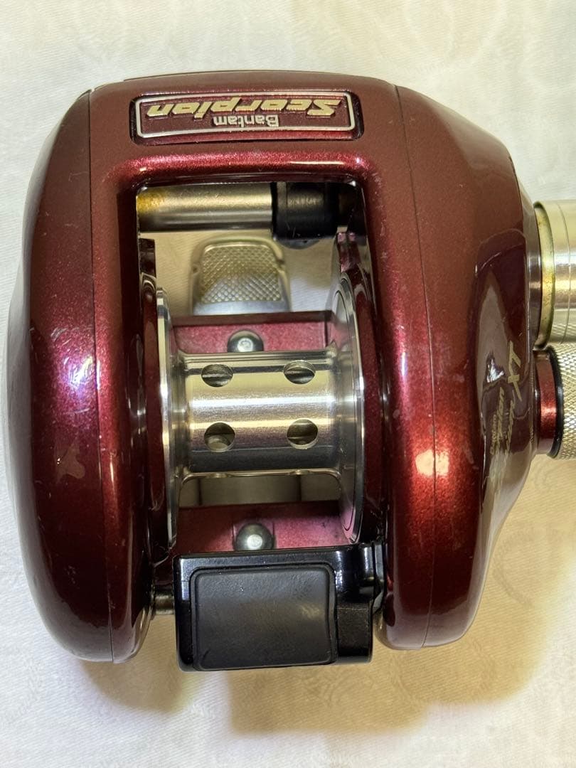 シマノ バンタムスコーピオン メタニウムXT 赤メタ 右ハンドル