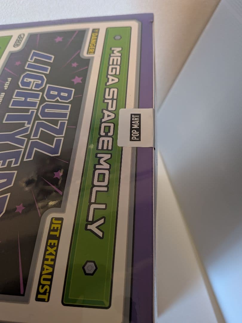【新品未開封】MEGASPACEMOLLY400% Buzz Lightyear