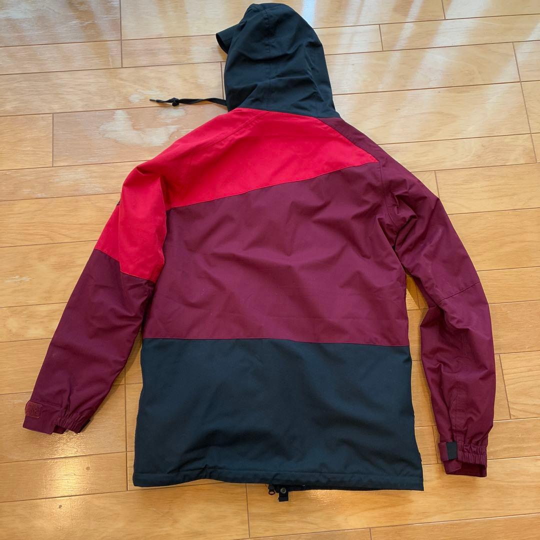 お値下げしました！686スノーボードウエア上下　赤黒 US Sサイズ