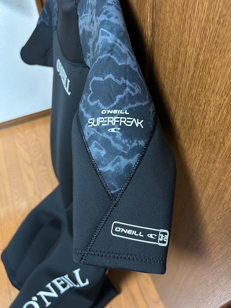 O'NEILL SUPER FREAK ウエットスーツ　シーガル　ＭＬ　美品