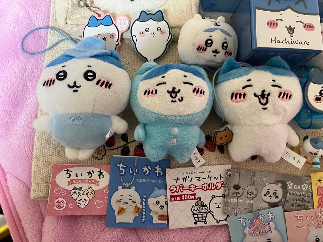 ハチワレグッズ　まとめ売り　ちいかわ