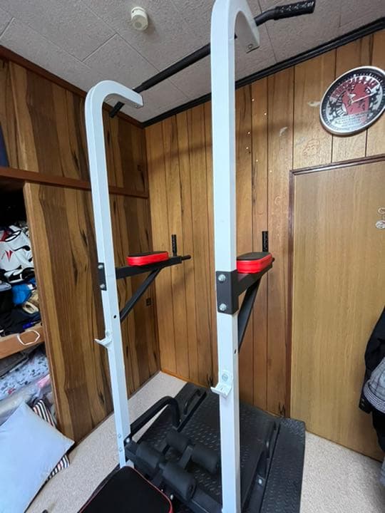 ベンチプレス、懸垂器具