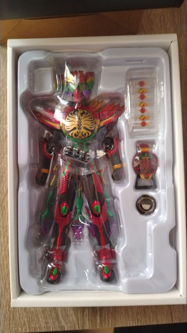 真骨彫製法 仮面ライダーオーズ タジャドルコンボエタニティ