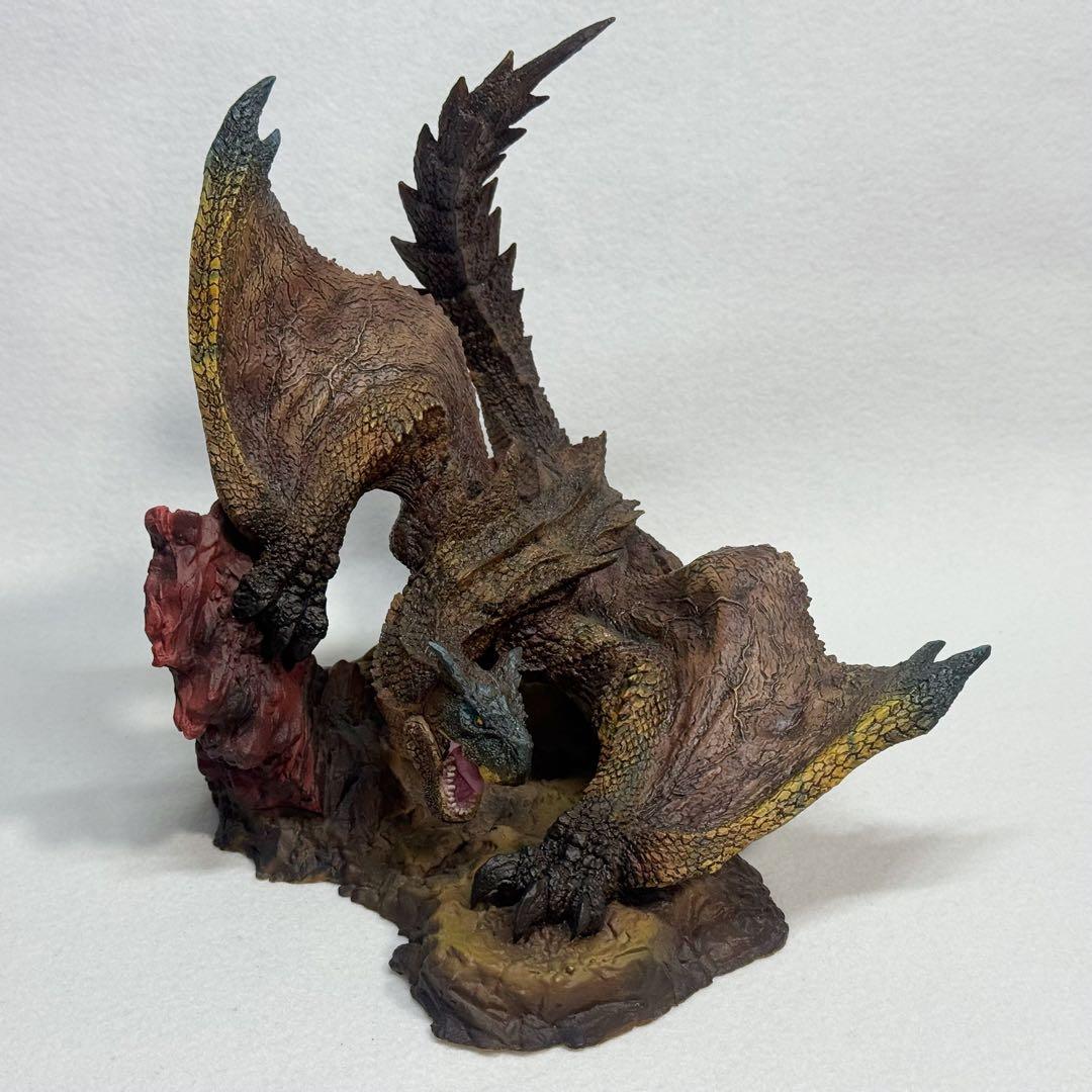 モンスターハンター　フィギュアビルダークリエイターズモデル　轟竜 ティガレックス