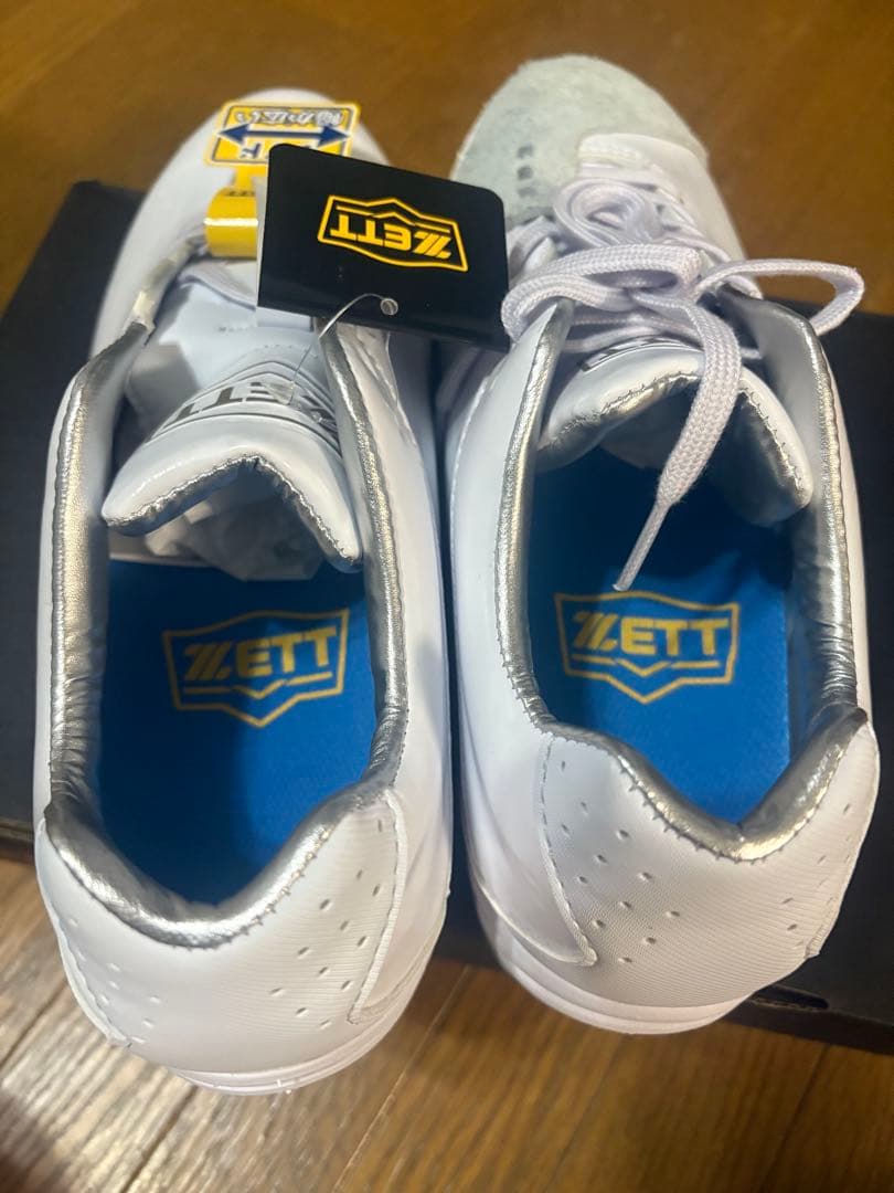 ZETT BSR2207WH28.0cm ホワイト/ホワイト ピーカバー付き