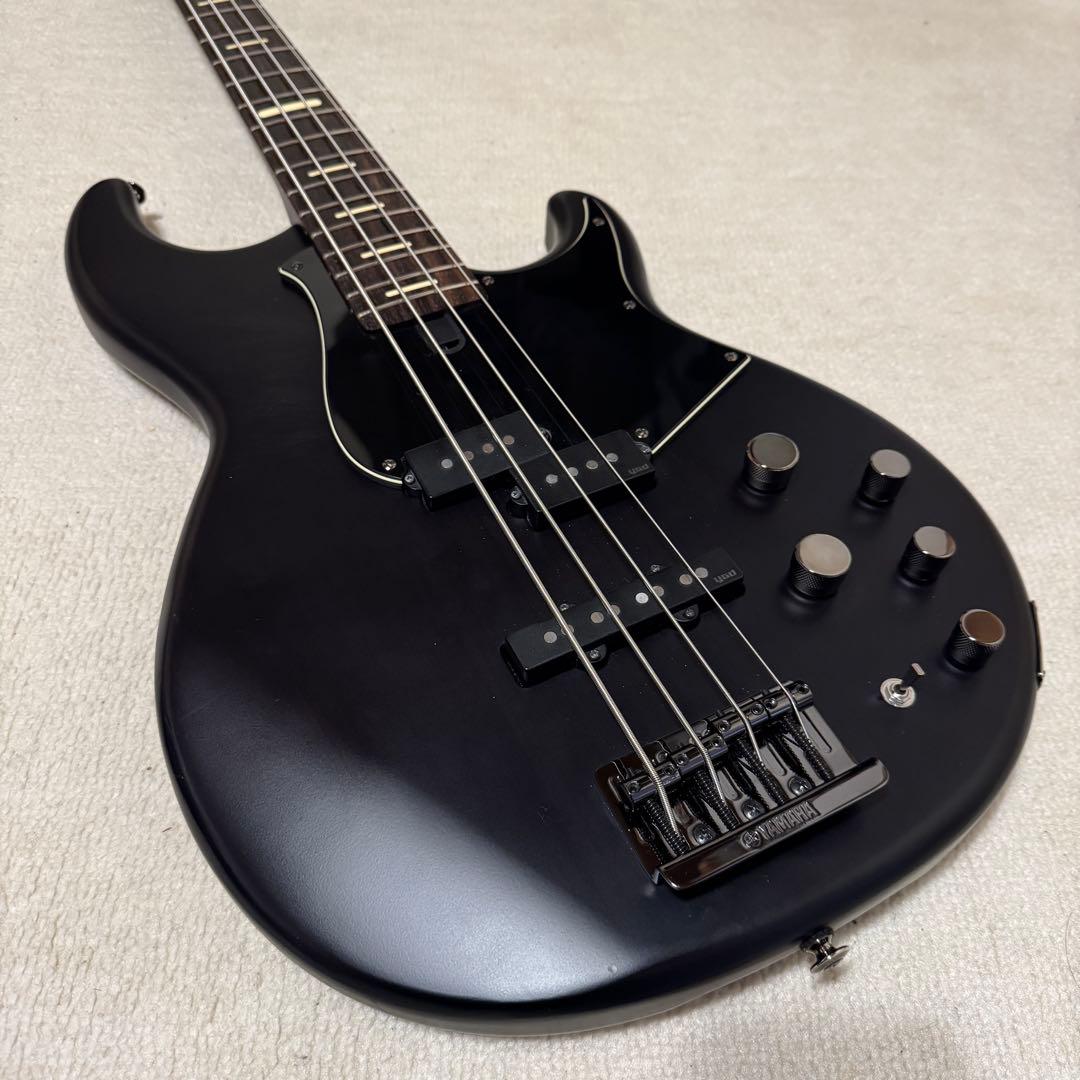 YAMAHA BB734A ヤマハ 3mm厚ピックガードスペーサー付属