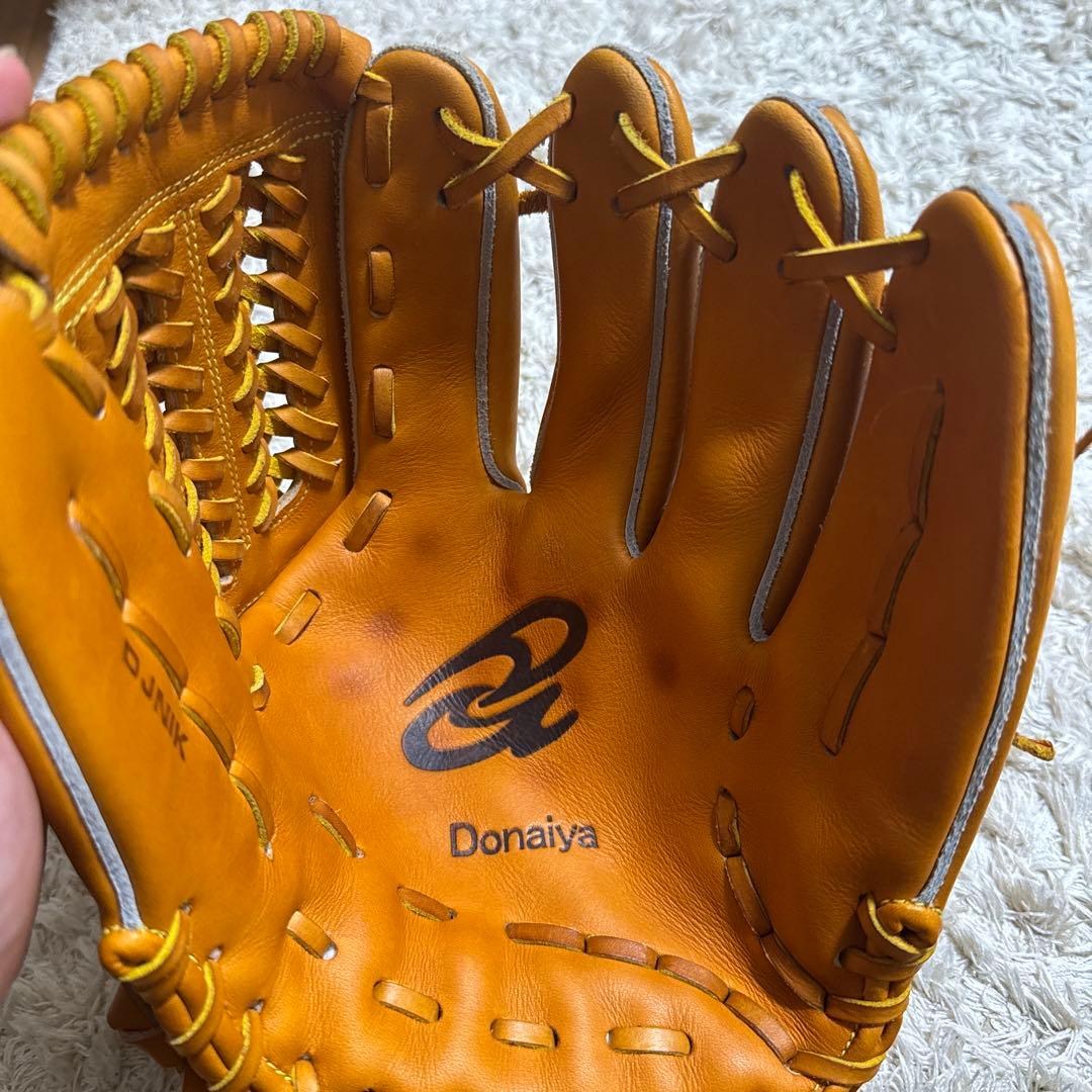 ドナイヤ　内野手用グラブ（軟式用）　DJNIK