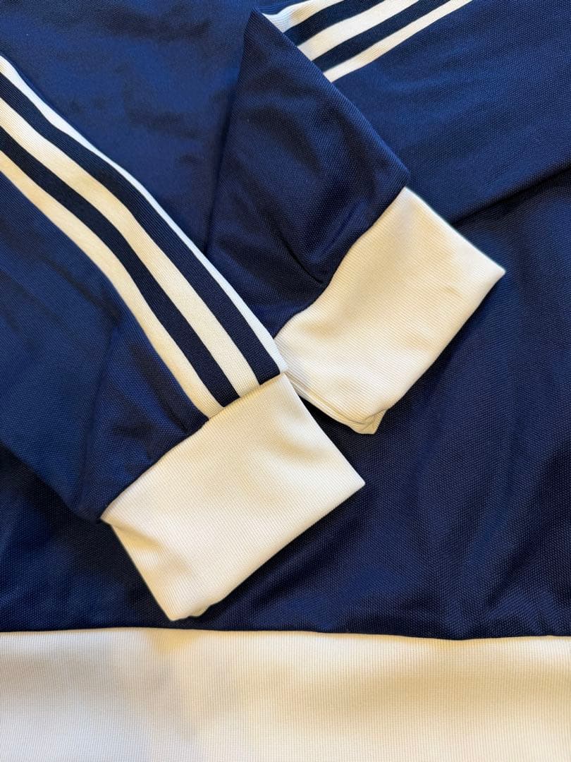 adidas originals ジャージ 上下セット