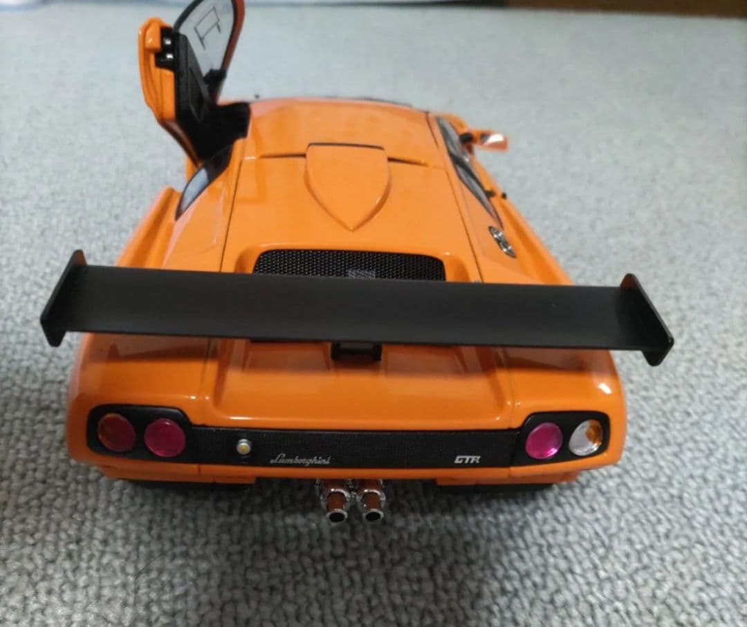 オートアート　1/18 ランボルギーニ　 ディアブロ　Diablo