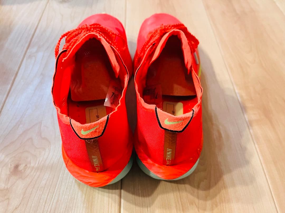 【当日または翌日発送】ナイキ ヴェイパーフライ4 27.5cm レッド