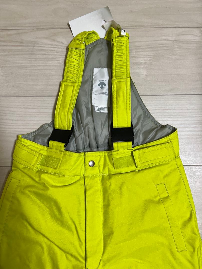 DESCENTE キッズスキーウェア上下セット 140 クリーニング済み